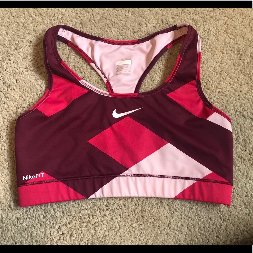 Women Nike sports bra- Size L
